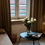 Wolnosci9 Stylowy Apartament W Centrum Wroclawia Tuz Przy Nfm
